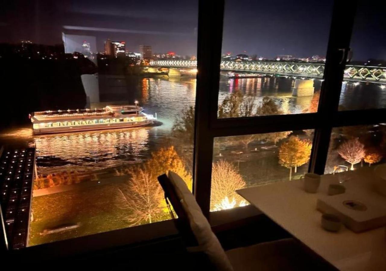 River Front Mezonet Eurovea Bratislava Exterior foto