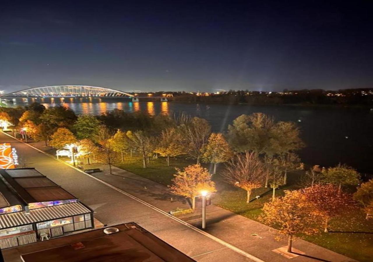 River Front Mezonet Eurovea Bratislava Exterior foto